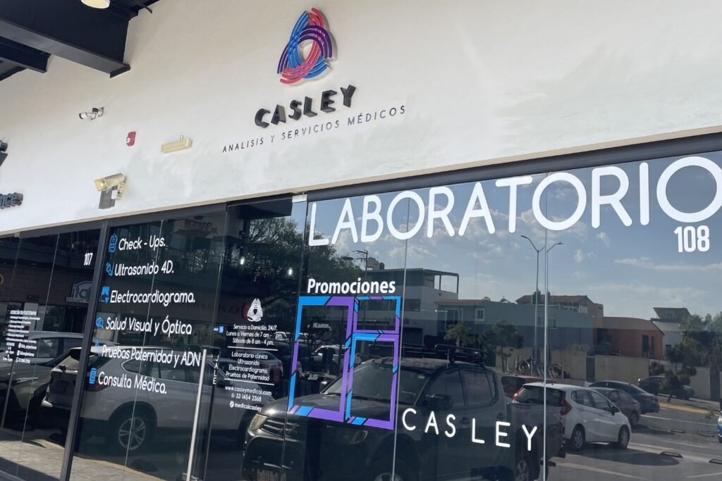 Sucursal Casley Medical en Plaza Ubika Boreales, Valdepeñas, Zapopan